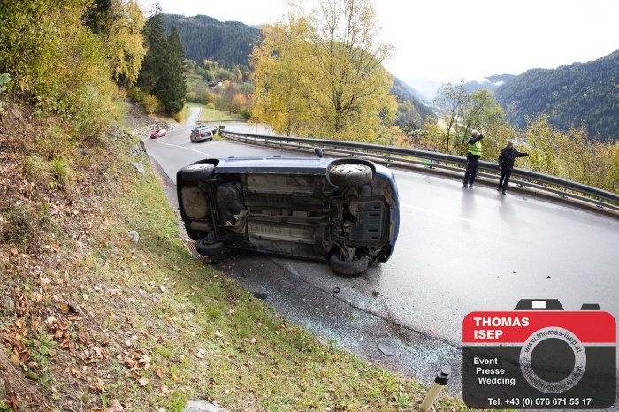 Verkehrsunfall-L026-Kals (19.10.2015)_2