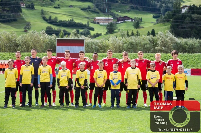 Fussball TOTO Cup  Österreich gegen Schweiz in Matrei _9