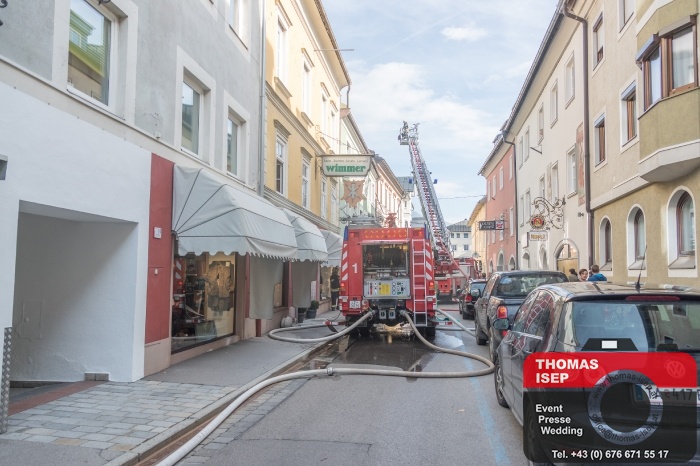 Feuerwehrübung Stadt lienz in der Schweizergasse (21.10.2017)_14