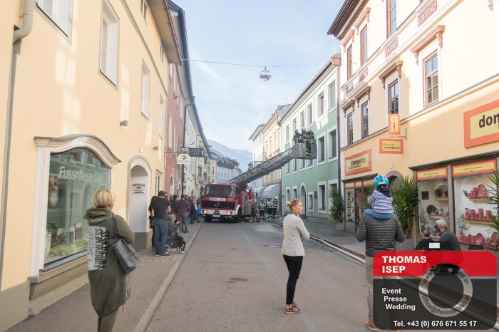 Feuerwehrübung Stadt lienz in der Schweizergasse (21.10.2017)_23