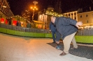 Lattl-Schießen am   Eislaufplatz am Adventmarkt Lienz mit LH Günther Platter_4