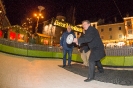 Lattl-Schießen am   Eislaufplatz am Adventmarkt Lienz mit LH Günther Platter_5