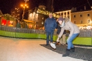 Lattl-Schießen am   Eislaufplatz am Adventmarkt Lienz mit LH Günther Platter_6